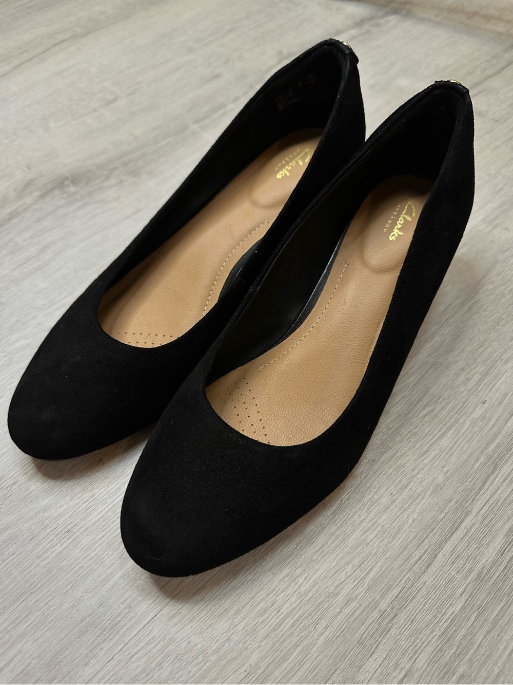 Clarks Artisan Black Suede Slip-On Wedge - 8
